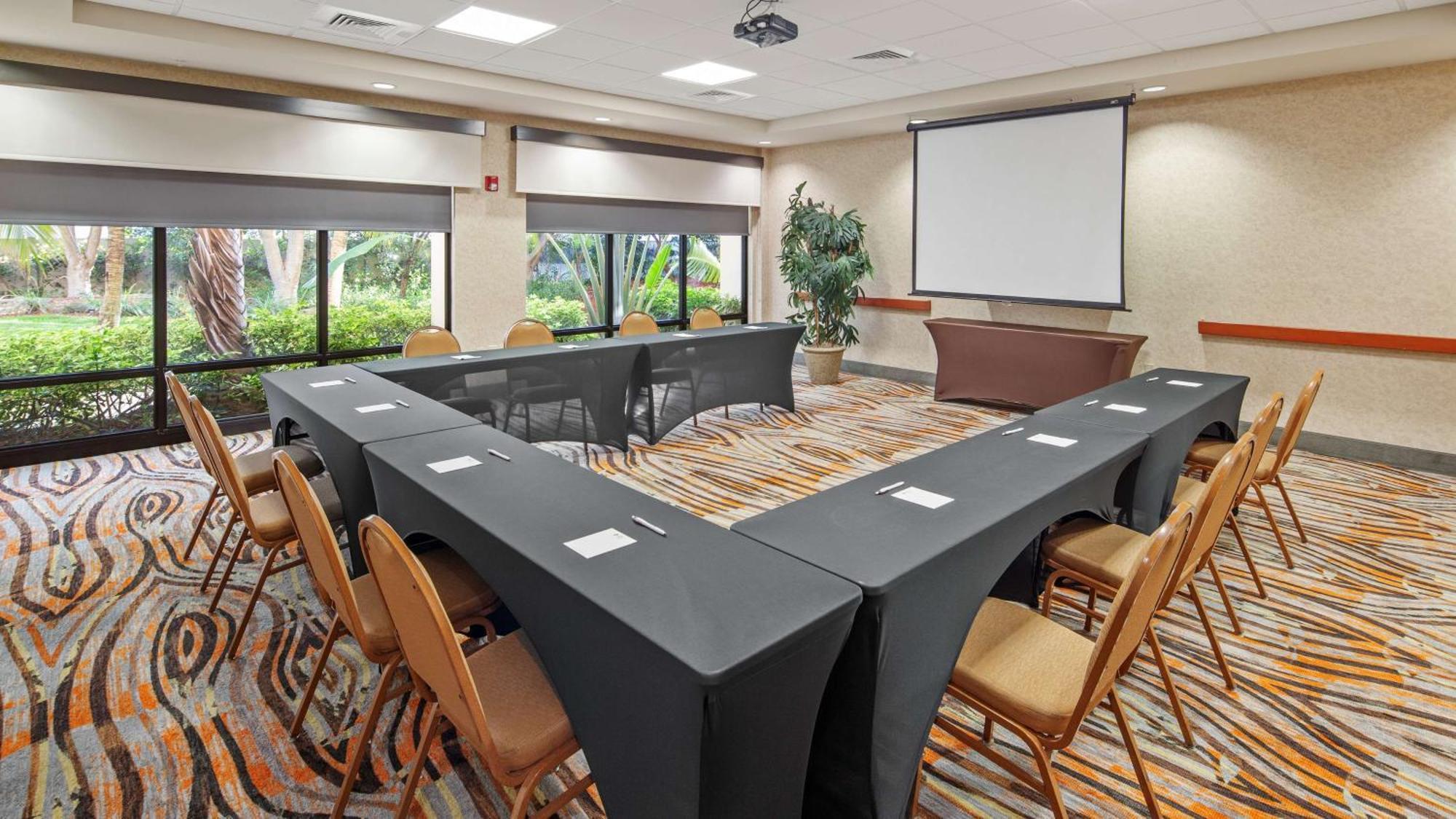 Best Western Plus Kendall Hotel & Suites The Crossings Εξωτερικό φωτογραφία