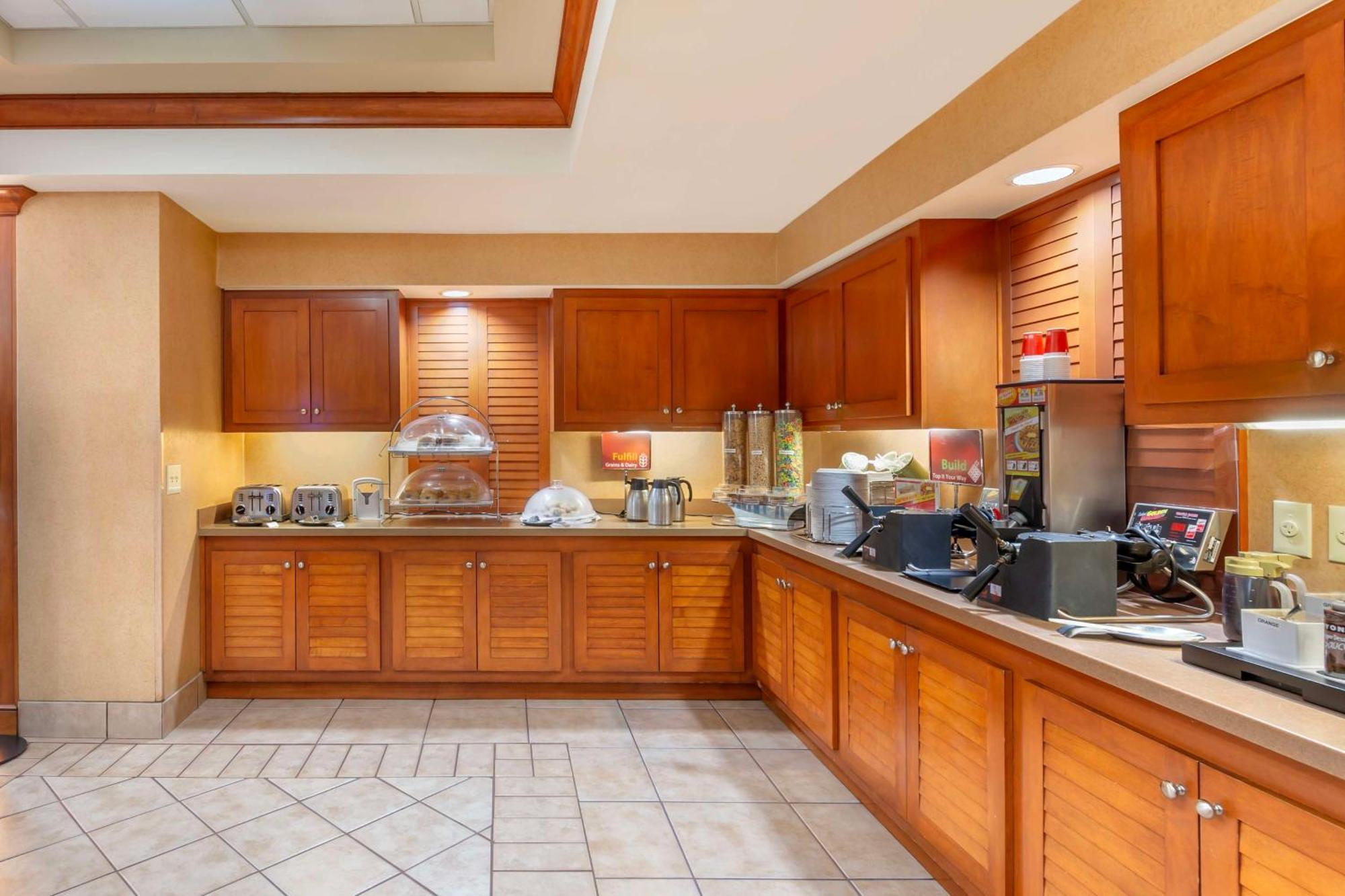 Best Western Plus Kendall Hotel & Suites The Crossings Εξωτερικό φωτογραφία